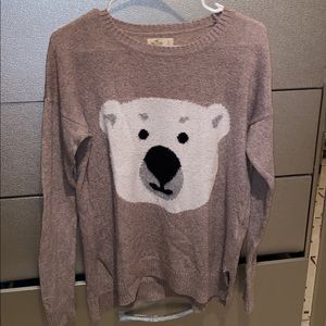 It’s a sweater of a bear